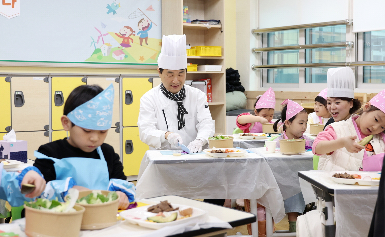 이주호 부총리 겸 교육부장관은 3월 12일(화) 충북 진천 상신초등학교에서 늘봄학교의 성공적 안착을 주제로 제16차 함께차담회를 개최했다.