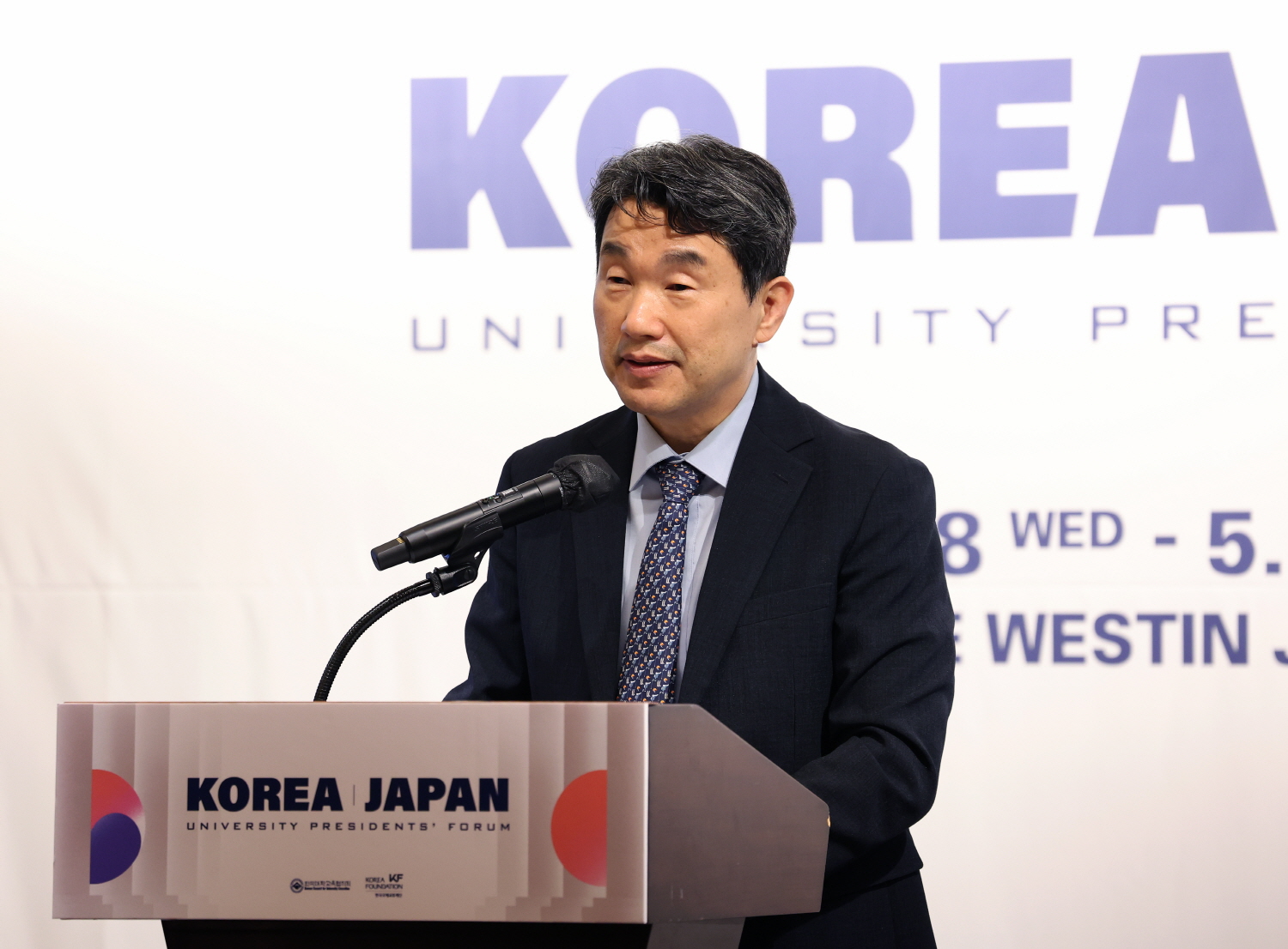 이주호 부총리 겸 교육부장관은 5월 9일(목), 웨스틴 조선 서울호텔에서 열린 「한일 대학총장 포럼」에 참석했다.